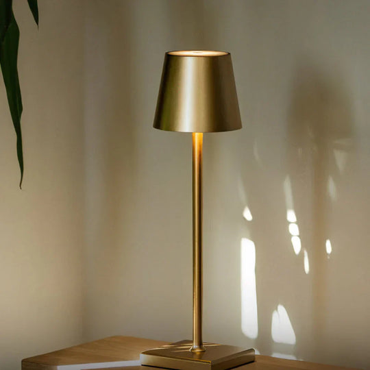 Lunora | Designlampe im schwedischen Stil