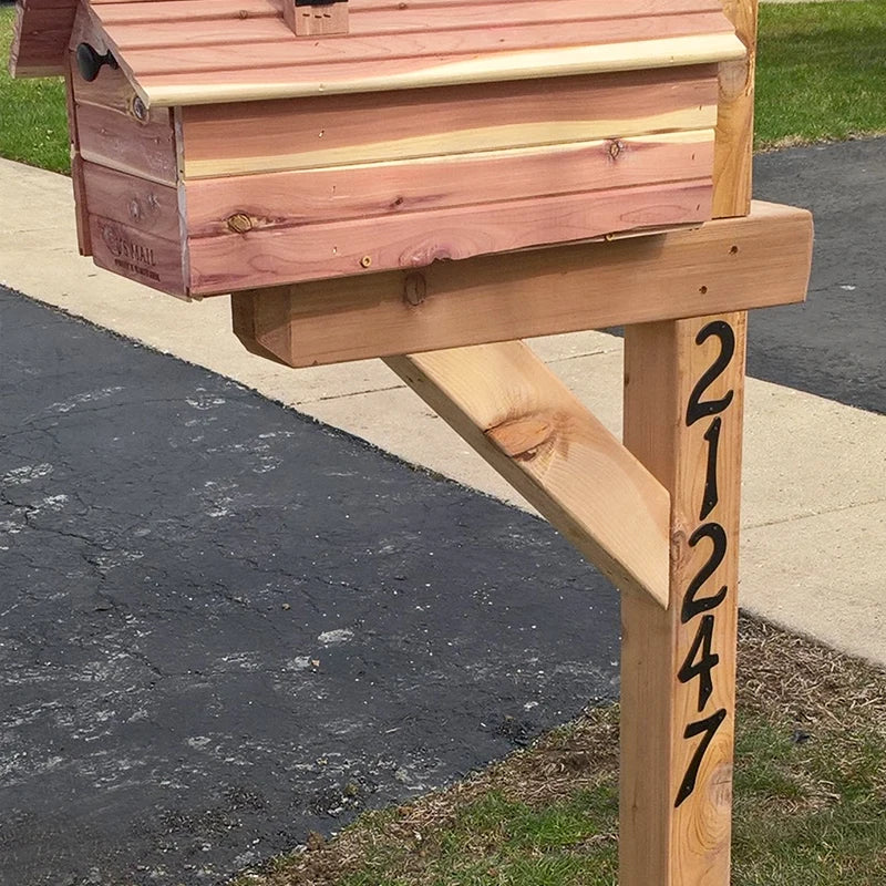 AluHaus | Schwarze Aluminium Hausnummer